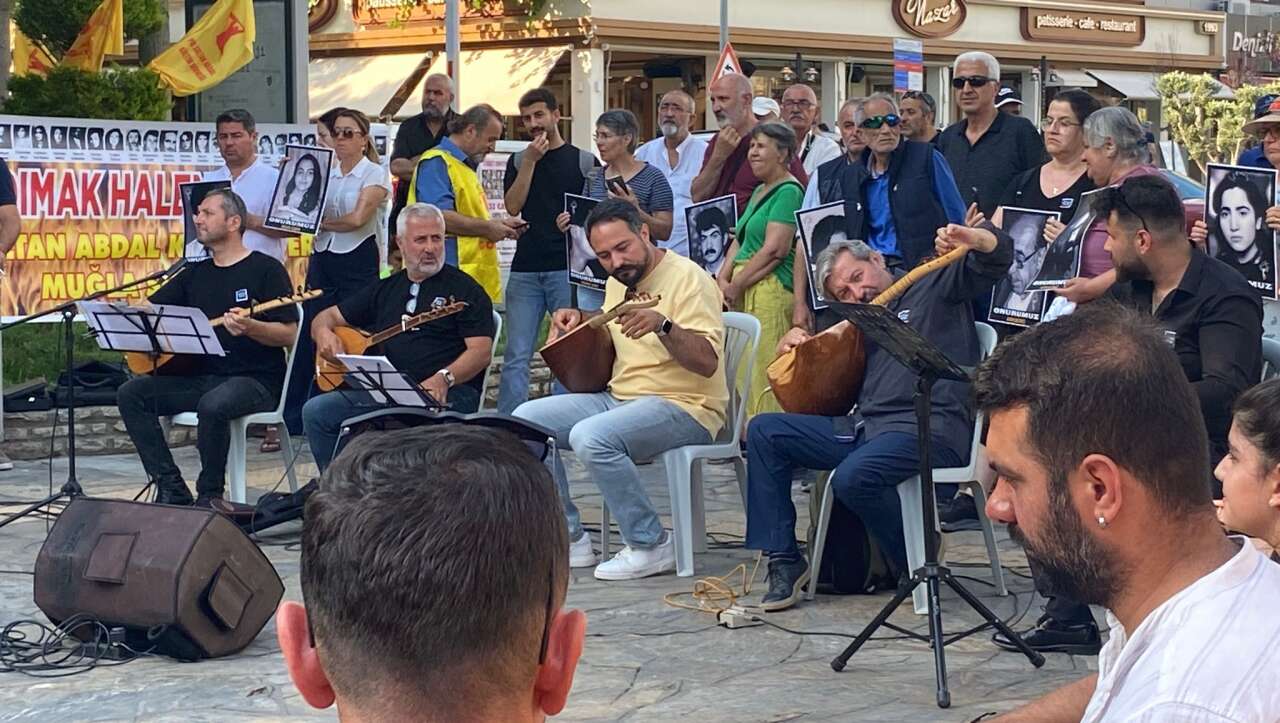Pir Sultan Abdal Kültür Derneği’nden Muğla'da Madımak Katliamı Anması 3